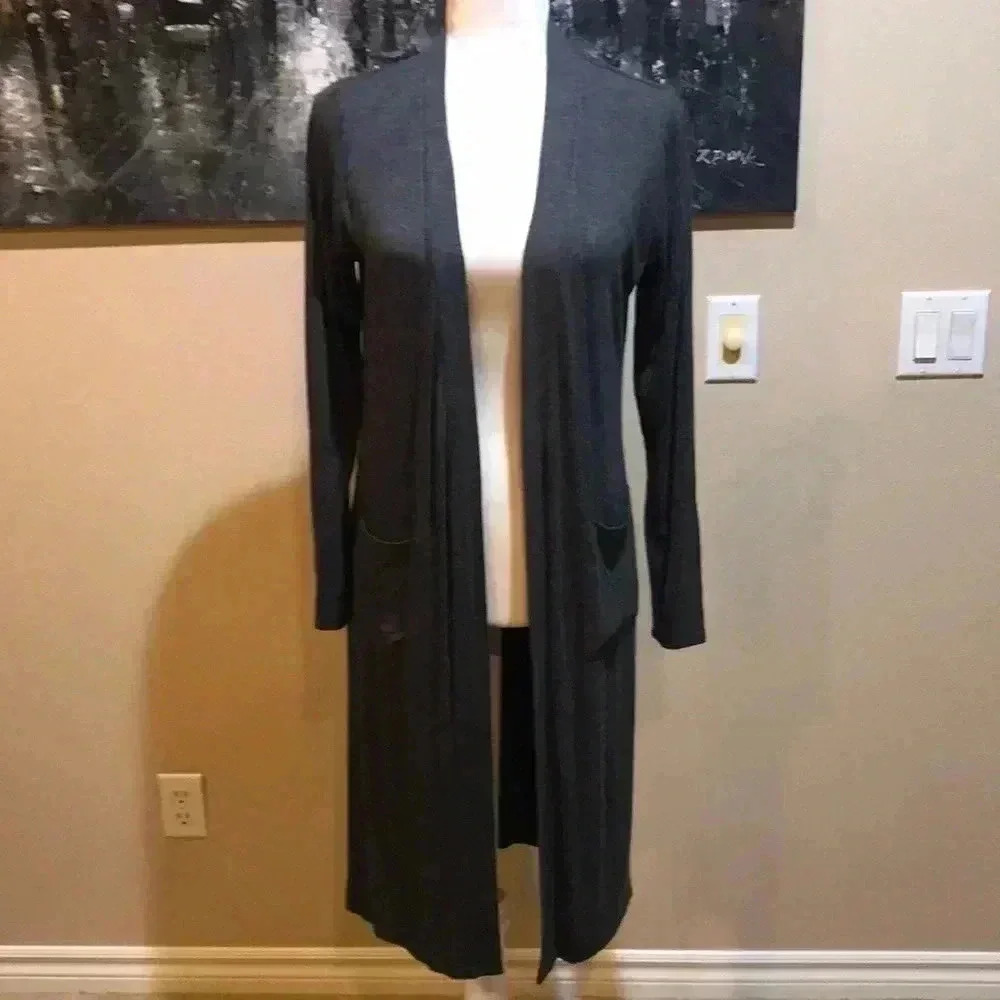 NWT Love Cameron Gray Light Weight Open Front Cardigan with Side Pockets Size-M